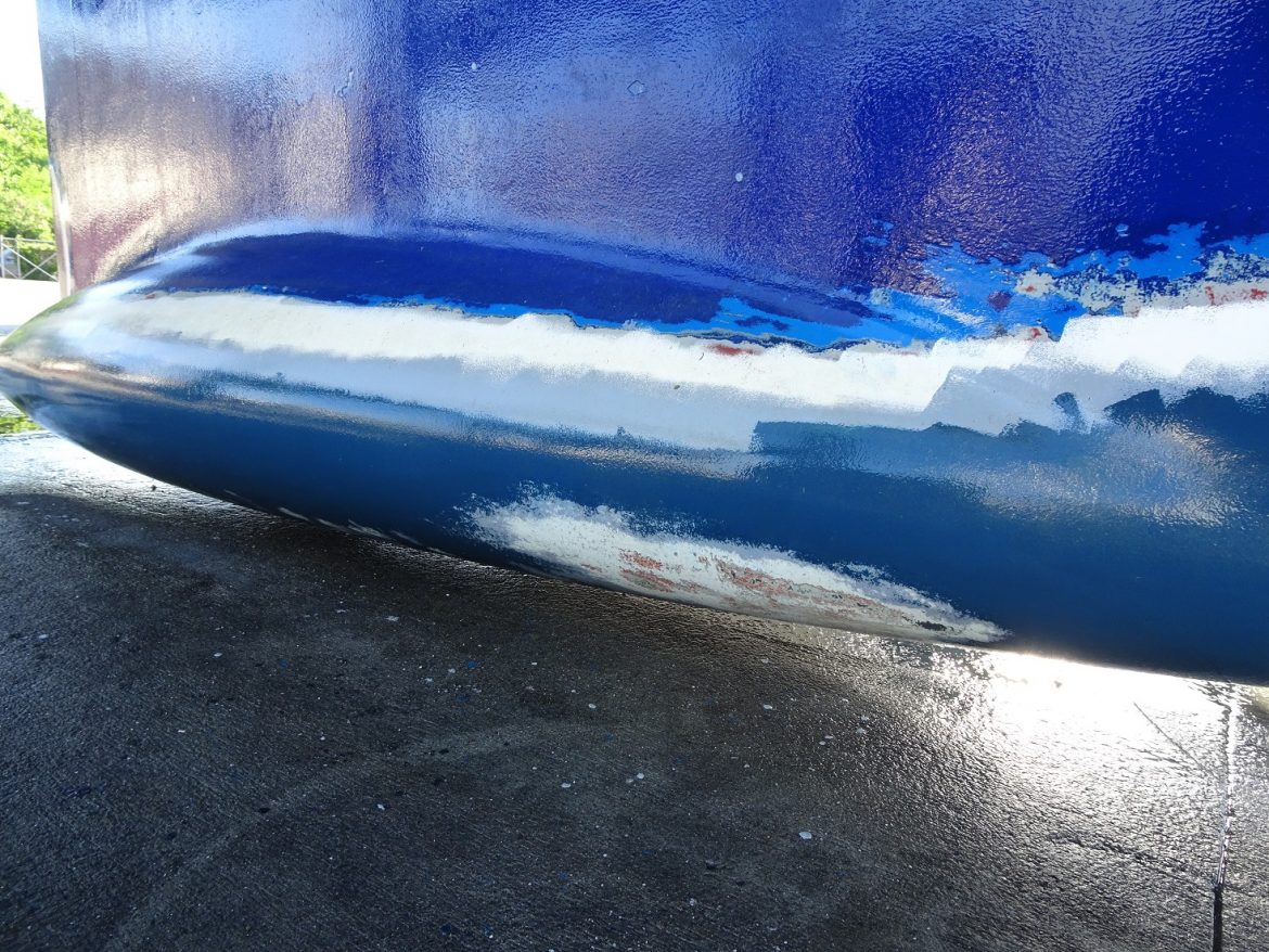 Keel damage after touching bottom in Bermuda