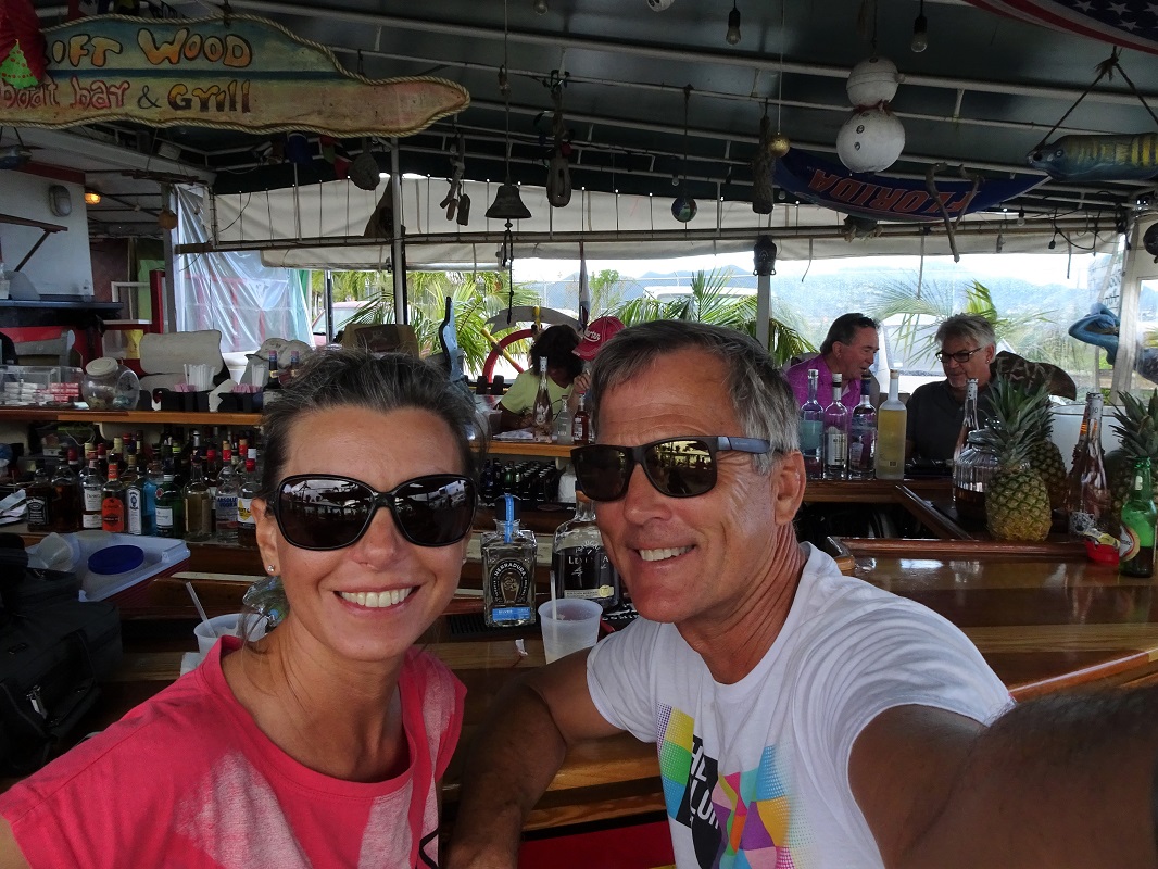 Pre-departure drinks at Drift Wood bar, St.Maarten