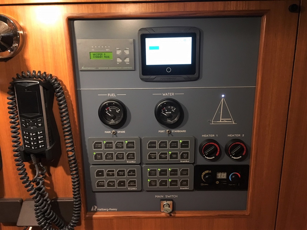 New perspex panel, s/v Cloudy Bay