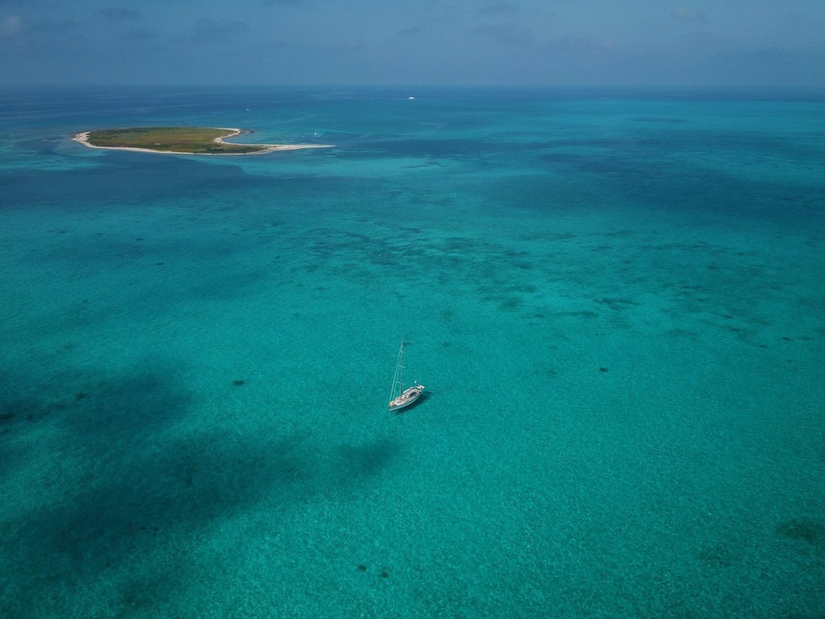 s/v Cloudy Bay anchored at French Cay, Turks & Caicos s/v Cloudy Bay anchored at French Cay, Turks & Caicos
