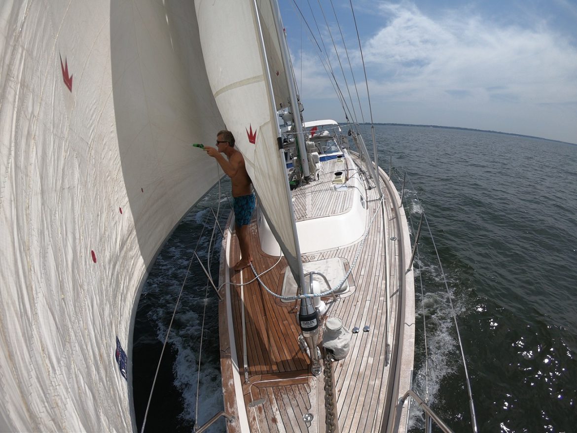 Rinse the salt off on the other tack, s/v Cloudy Bay