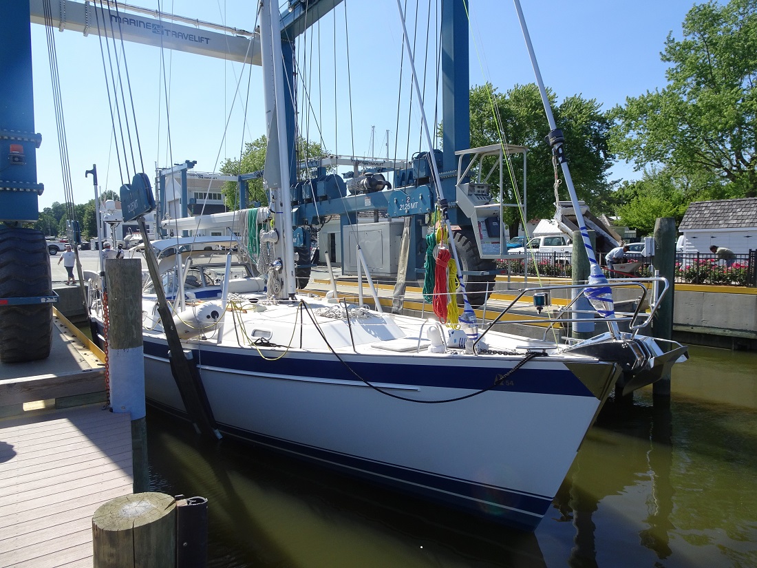 s/v Cloudy Bay ready to haul-out