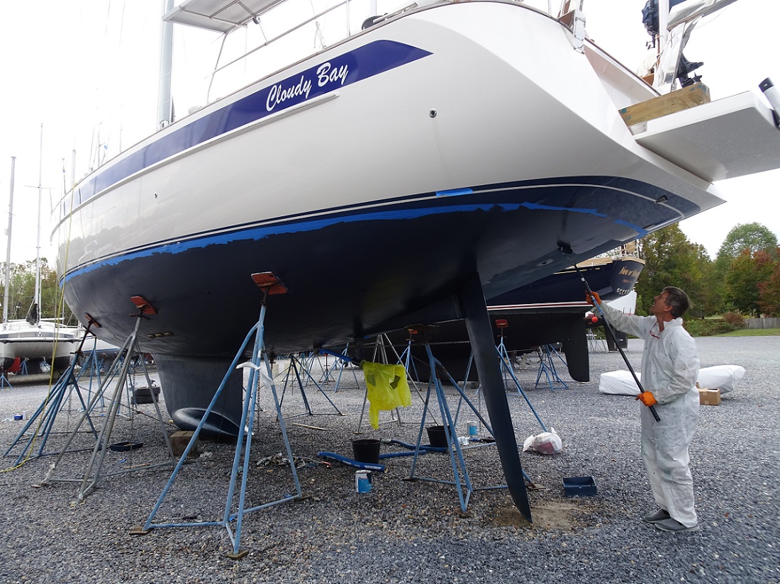 Antifouling job in progress – s/v Cloudy Bay Antifouling job in progress - s/v Cloudy Bay