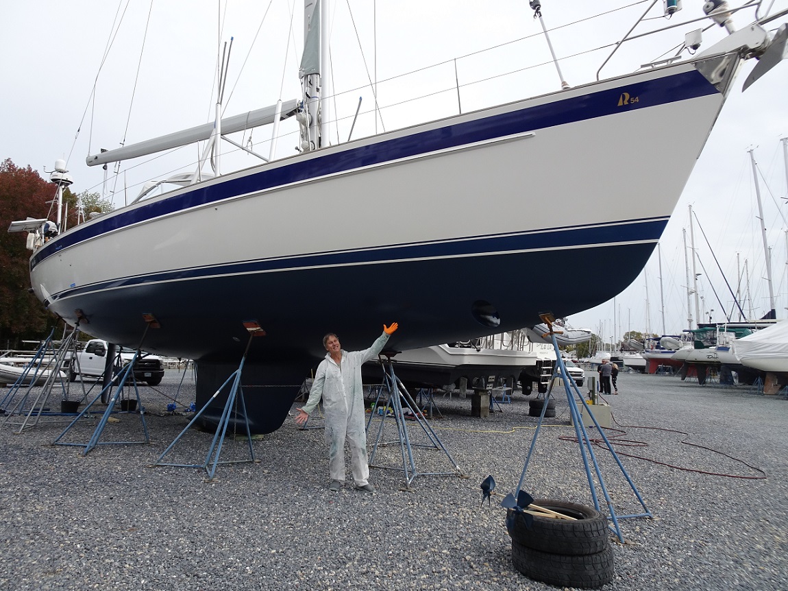 Antifoul painting completed - s/v Cloudy Bay