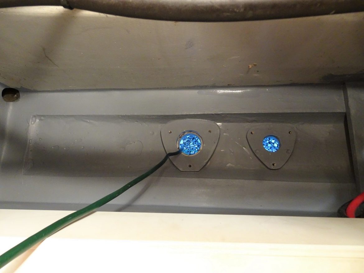 InterProtect coating under galley sink – s/v Cloudy Bay InterProtect coating under galley sink - s/v Cloudy Bay