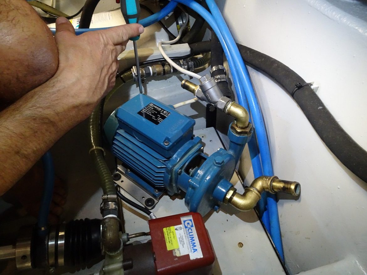 Waterfeed pump for the watermaker gets installed