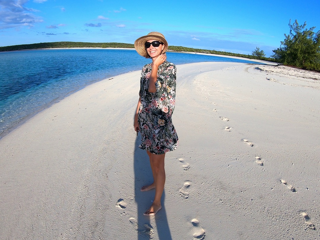 Pristine beach in Cambridge Cay