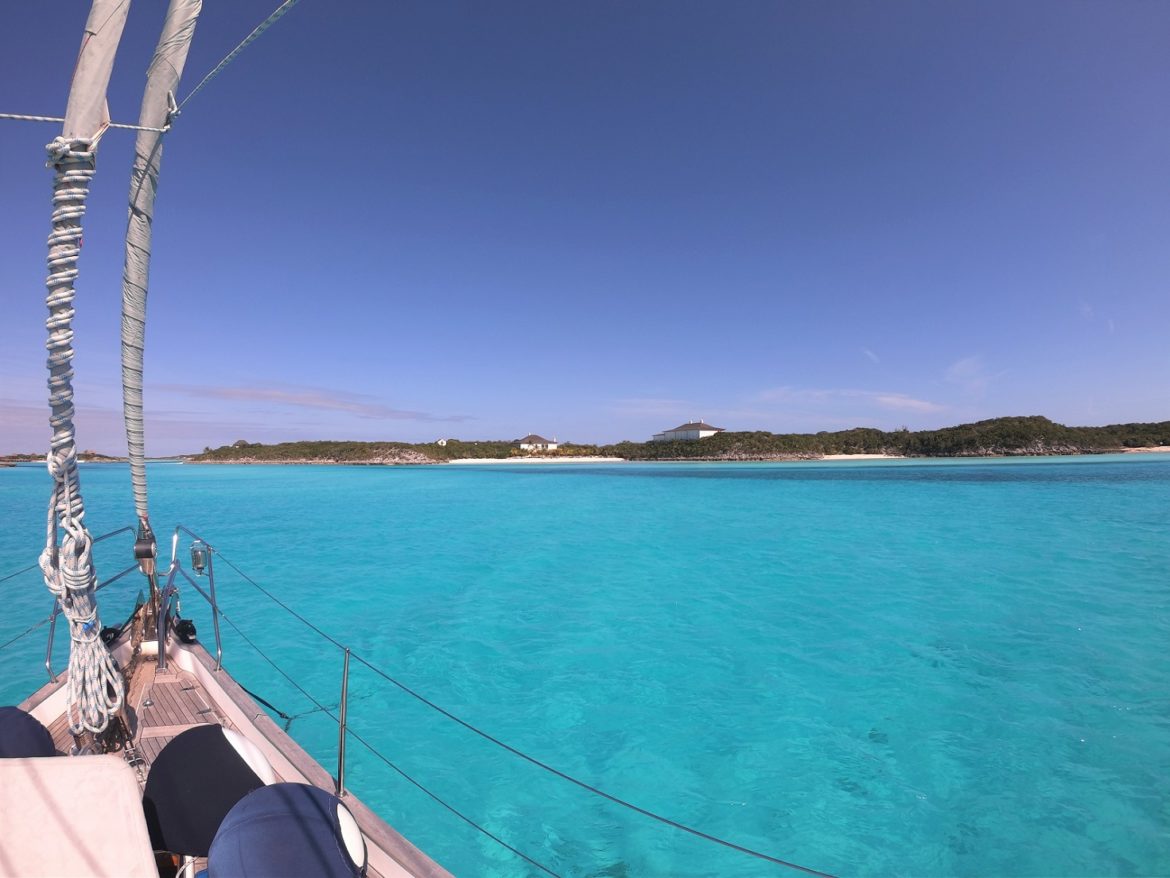 Anchored behind Little Pipe Cay, Bahamas