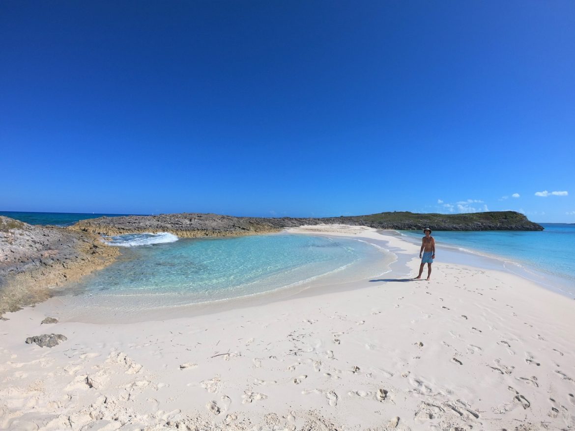 Unique beach setting at Boysie Cay Unique beach setting at Boysie Cay
