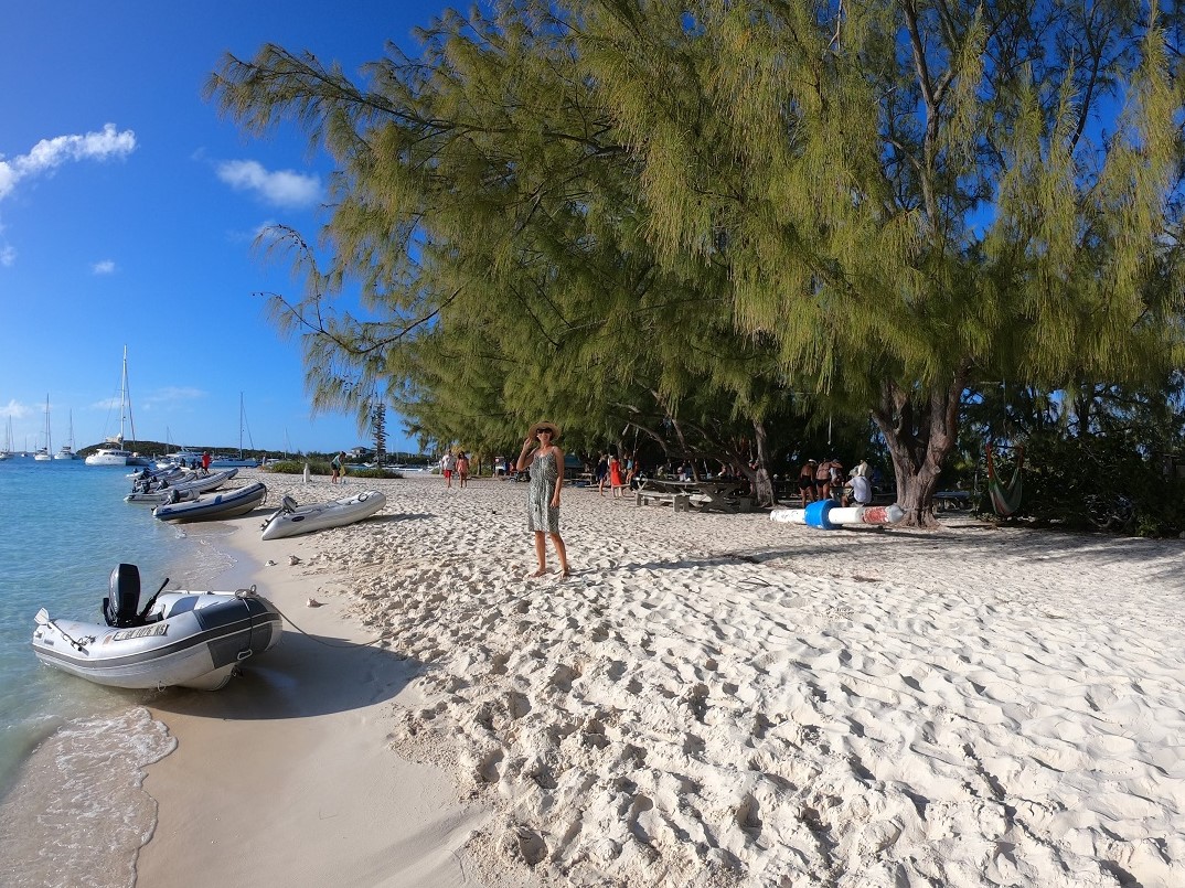 Chat’N’Chill beach,George Town Bahamas Chat'N'Chill beach,George Town Bahamas