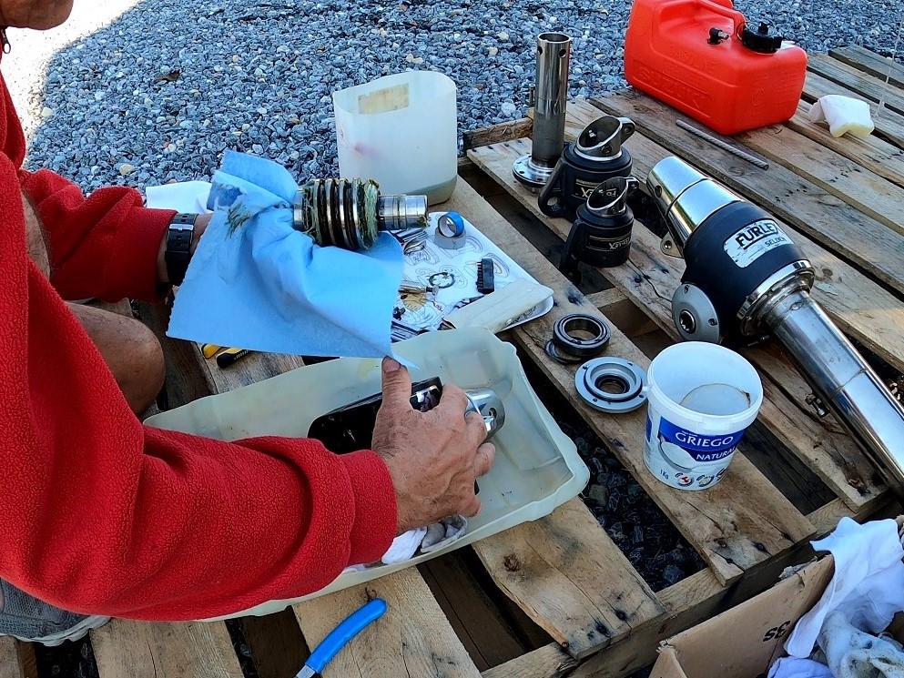 servicing the Furlex gear servicing the Furlex gear