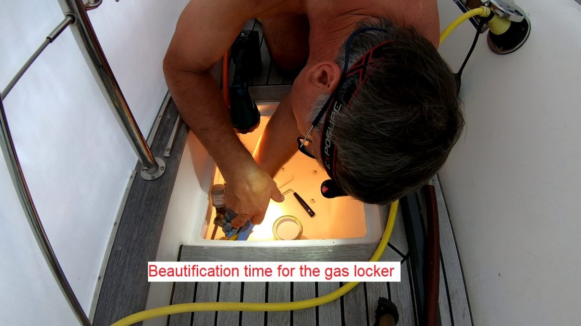Beautification of the gas locker Beautification of the gas locker