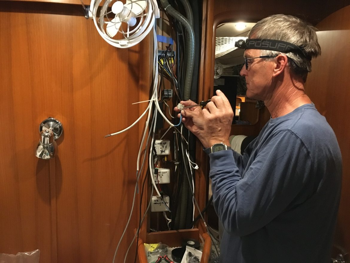 Wireing mast electrics into the boat Wireing mast electrics into the boat